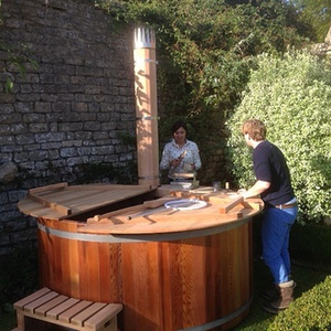Pre-loved hot tub near Bath, October 2014